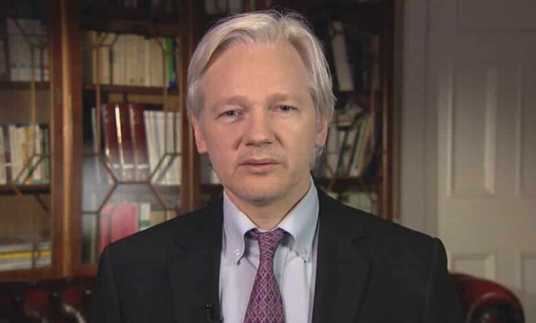 Julian Assange icin alinan iade karari onaylandi